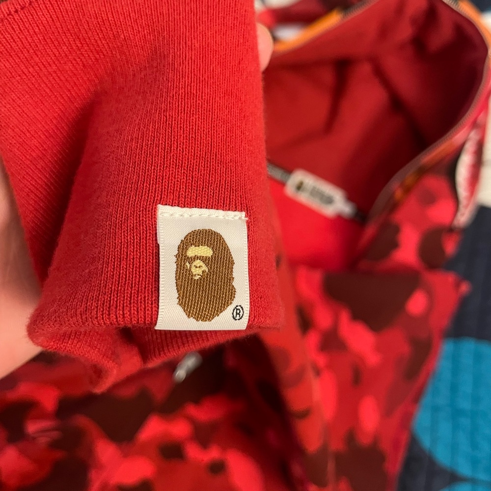 Red Bape Jacket - Picture 6 of 6